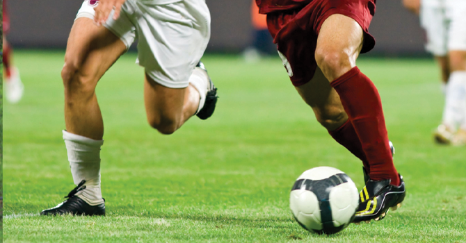 Why soccer players are at higher risk for ACL injury?