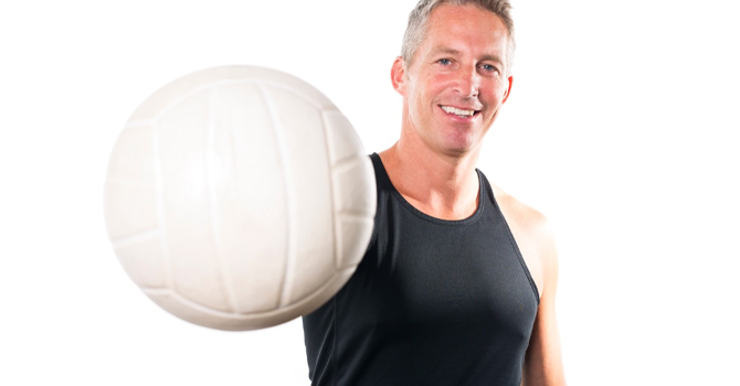  Why is it important to wear knee braces for over 40 sports lovers